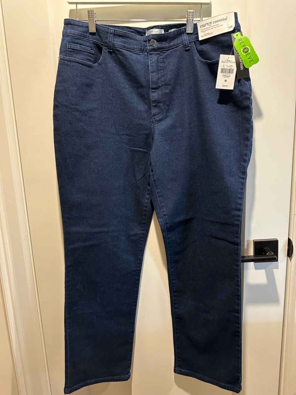 Northern Reflections Relaxed Jeans — Dark Wash Blue - Picture 4 of 8